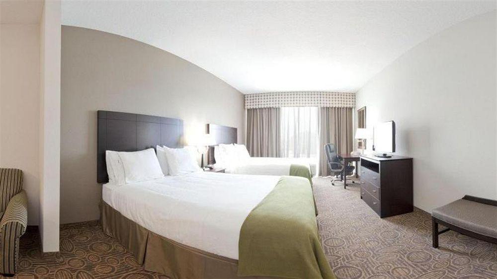 Holiday Inn Express Palatka Northwest By Ihg Bagian luar foto