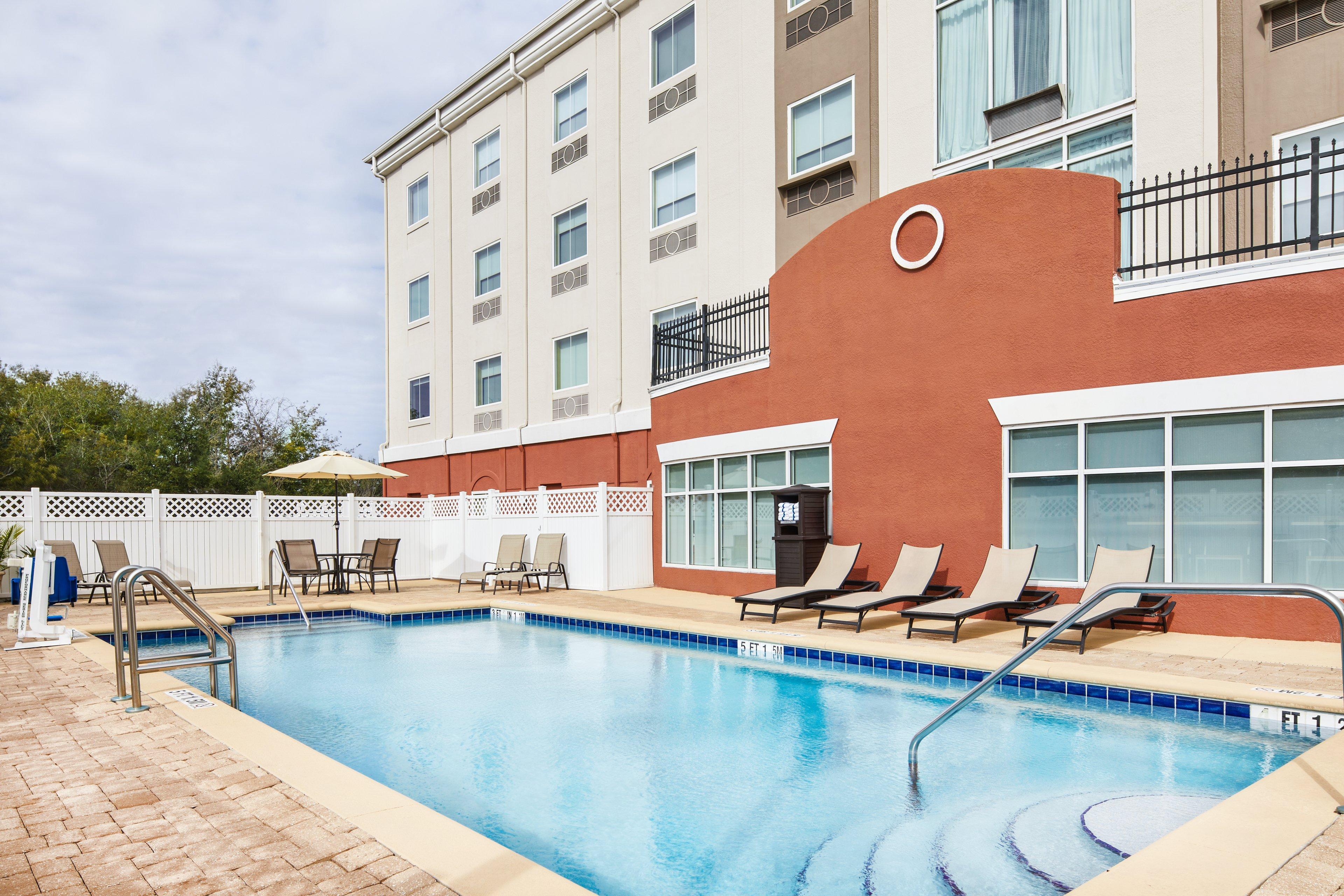 Holiday Inn Express Palatka Northwest By Ihg Bagian luar foto