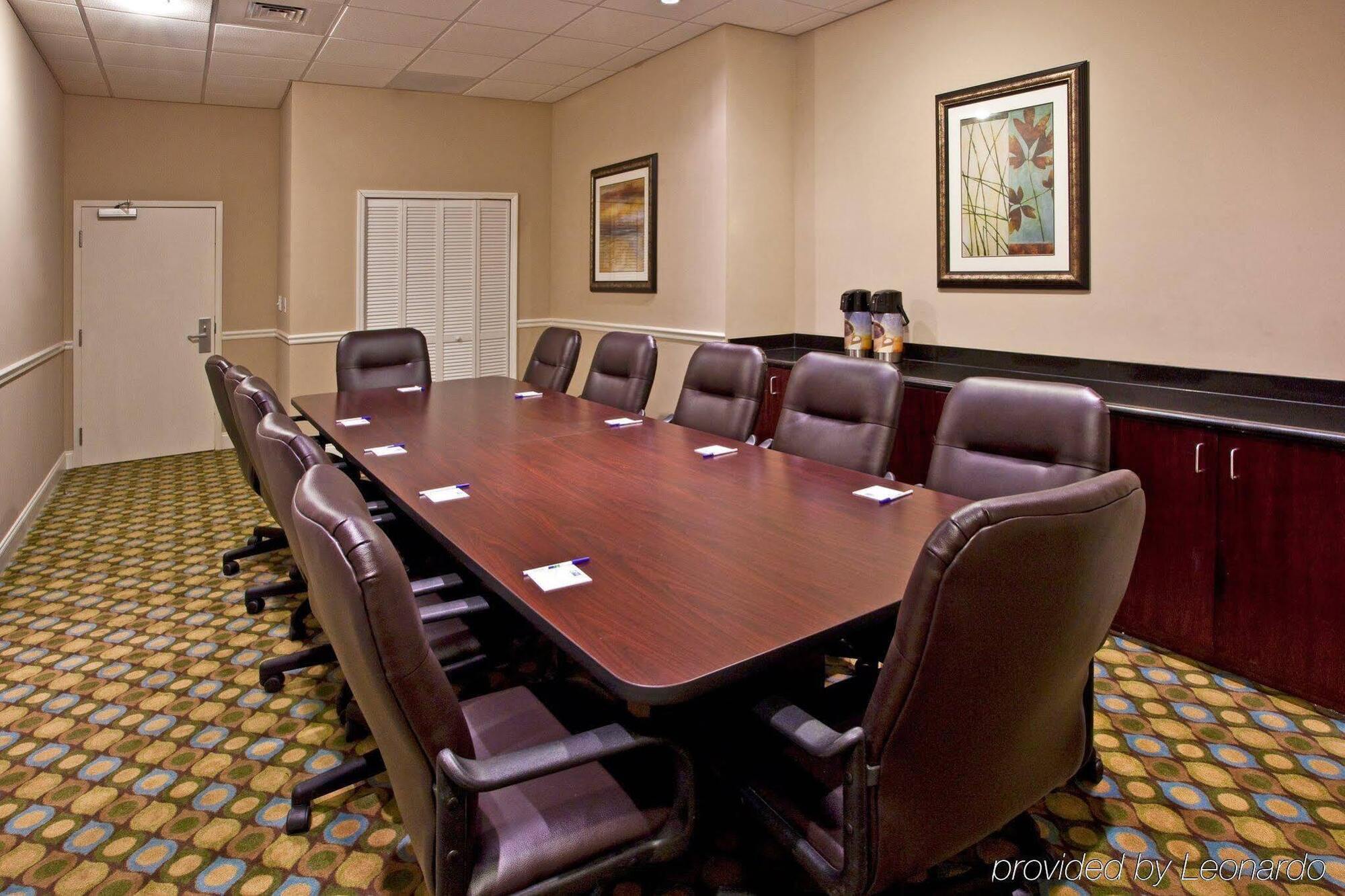 Holiday Inn Express Palatka Northwest By Ihg Bagian luar foto
